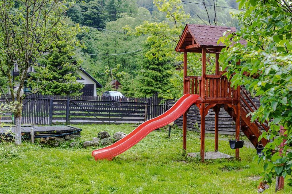 Pensiunea Hanul Oierului Törcsvár Kültér fotó